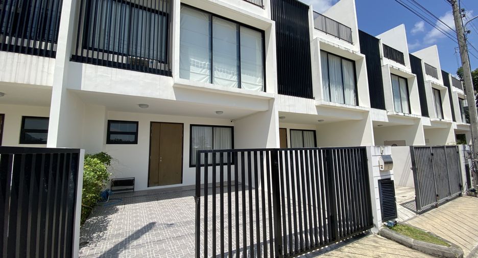 Casa adosada en venta de 2 habitaciones en Thalang, Phuket