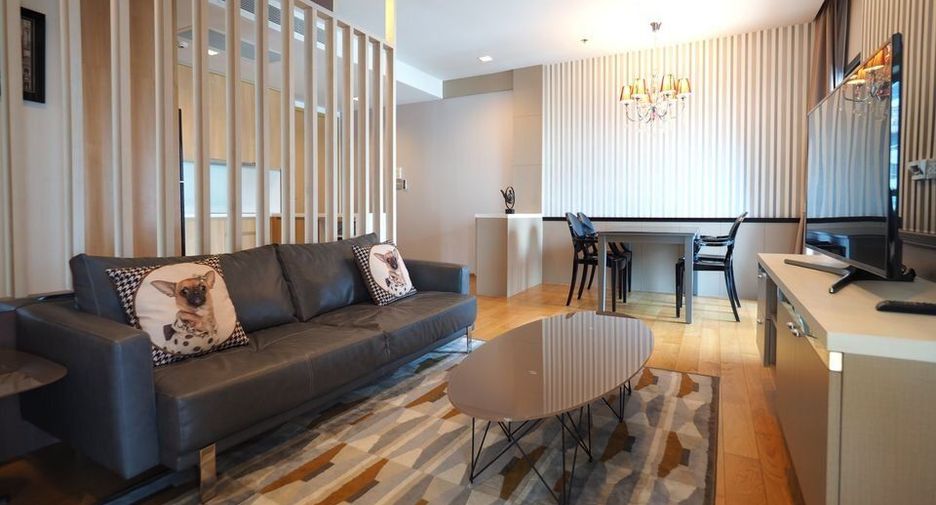 For rent 3 bedrooms condo in Khlong Toei, Bangkok