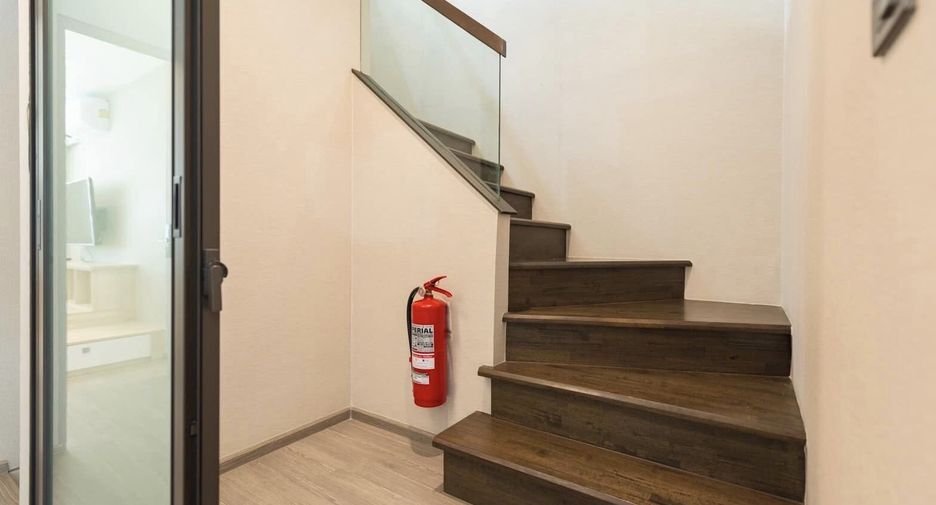 For sale 3 bedrooms townhouse in Lat Phrao, Bangkok