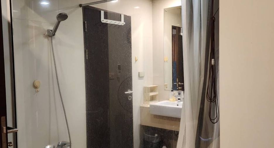 À louer 1 chambre condo à Khlong Toei, Bangkok