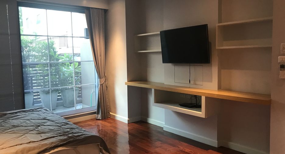 For rent 3 bedrooms apartment in Pathum Wan, Bangkok