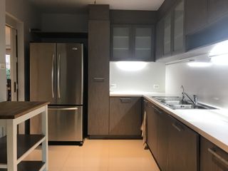 For rent 3 ベッドルーム apartment in Pathum Wan, Bangkok
