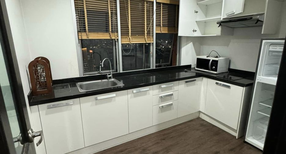 For rent 1 bed apartment in Phaya Thai, Bangkok