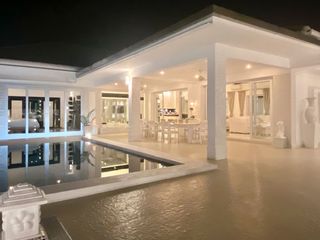 Villa en venta de 2 habitaciones en Thalang, Phuket