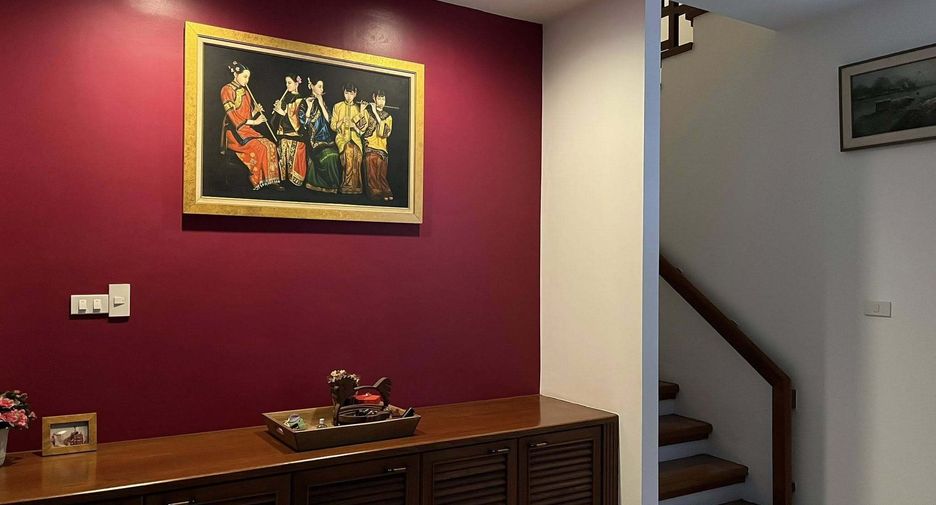 For rent 3 ベッドルーム house in Yan Nawa, Bangkok
