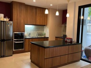 For rent 3 ベッドルーム house in Yan Nawa, Bangkok