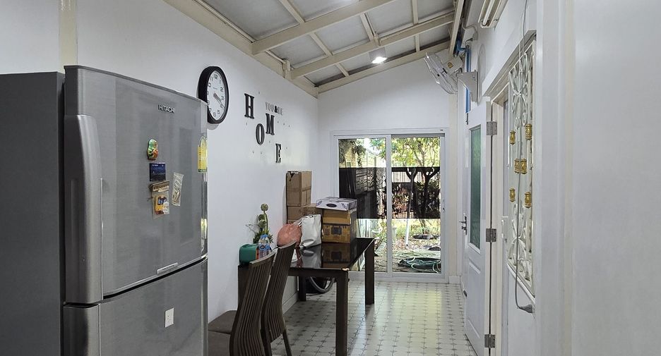 Casa en venta de 3 habitaciones en Bang Sao Thong, Samut Prakan
