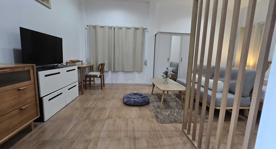 À louer 1 chambre maison à Mueang Phuket, Phuket