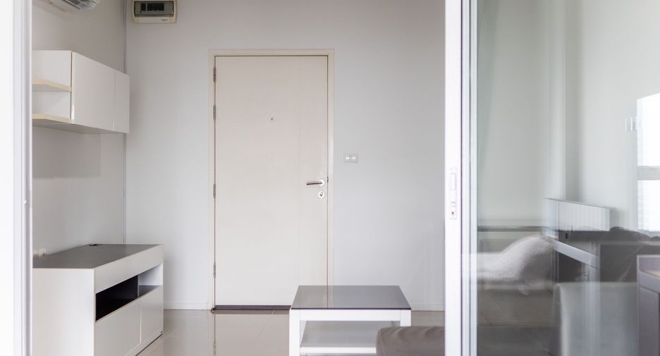 For rent 1 bed condo in Huai Khwang, Bangkok