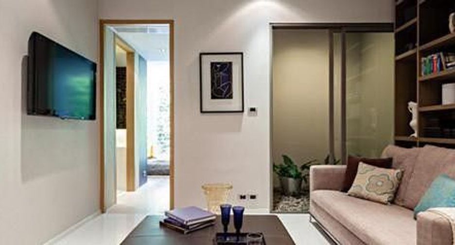 À louer studio condo à Khlong Toei, Bangkok