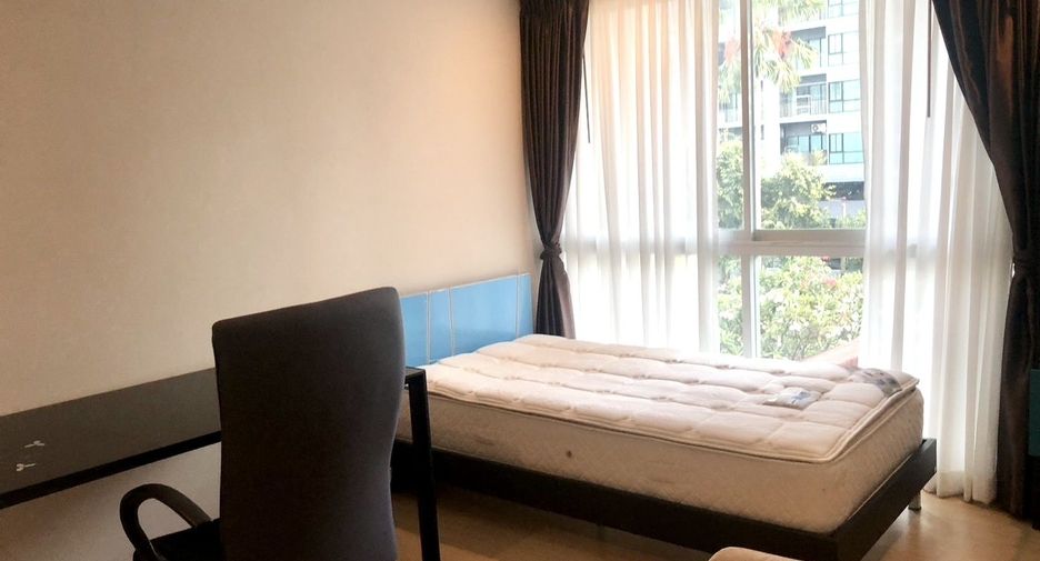 For rent 2 bedrooms condo in Phaya Thai, Bangkok
