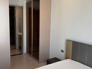 À louer 1 chambre condo à Huai Khwang, Bangkok