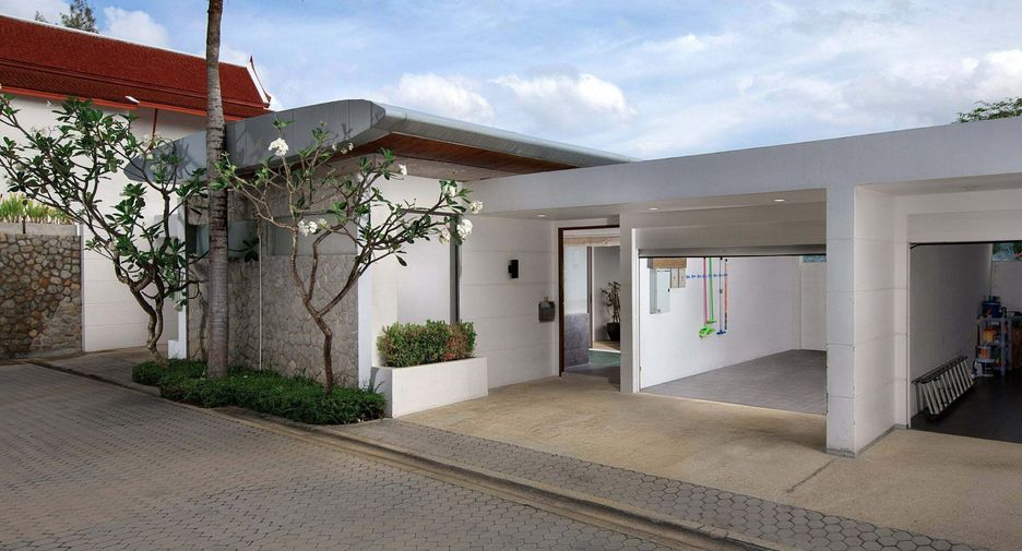 For sale 3 bedrooms villa in Kathu, Phuket