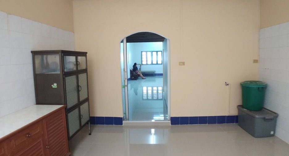 For sale 2 bedrooms townhouse in Bang Khae, Bangkok