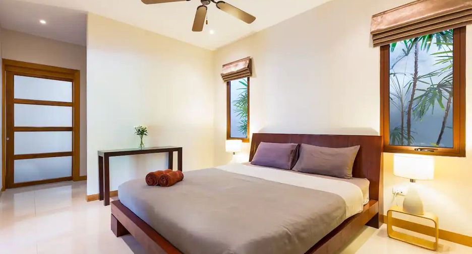 For sale 3 bedrooms villa in Mueang Phuket, Phuket
