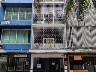 For rent retail Space in Ratchathewi, Bangkok