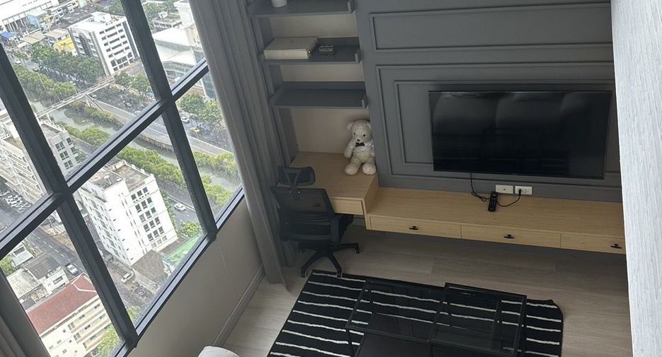 Condo en alquiler de 1 habitaciones en Sathon, Bangkok
