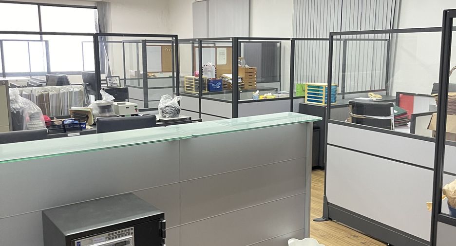 Oficina en venta en Takua Thung, Phang Nga
