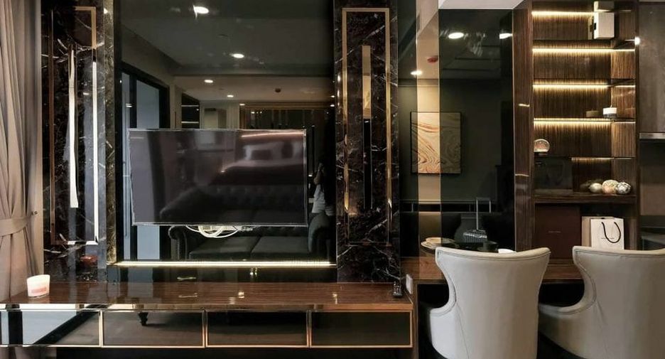 Condo en alquiler de 1 habitaciones en Bang Rak, Bangkok