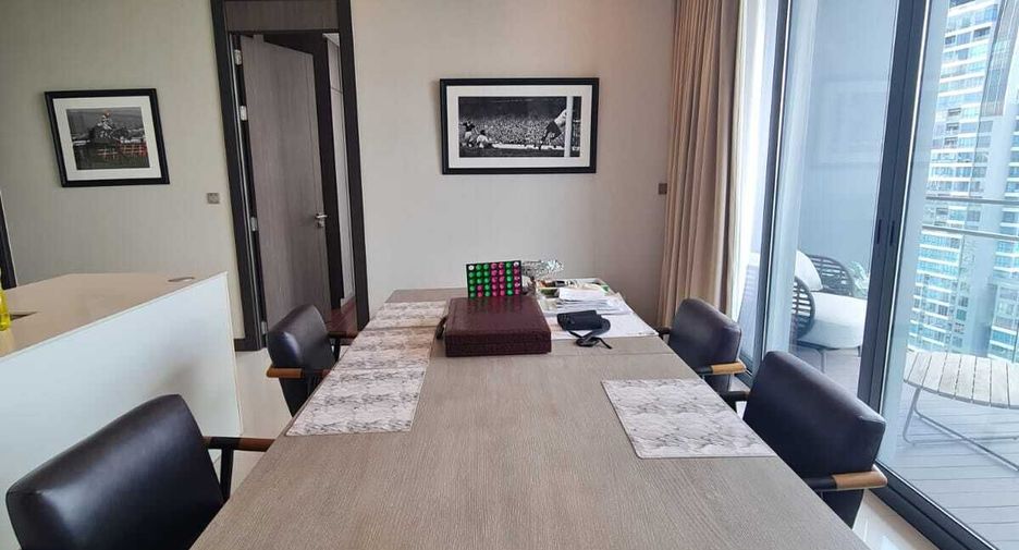 For sale 3 bedrooms condo in Khlong Toei, Bangkok