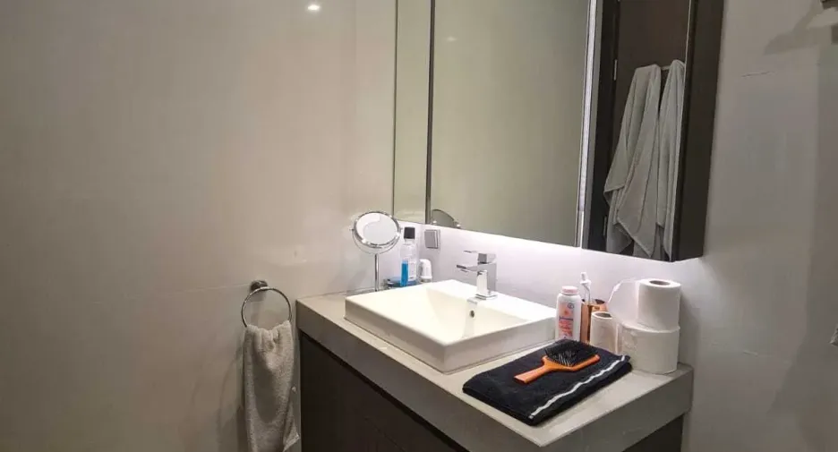 For sale 3 bedrooms condo in Khlong Toei, Bangkok