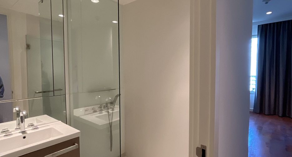 Condo en venta de 3 habitaciones en Pathum Wan, Bangkok