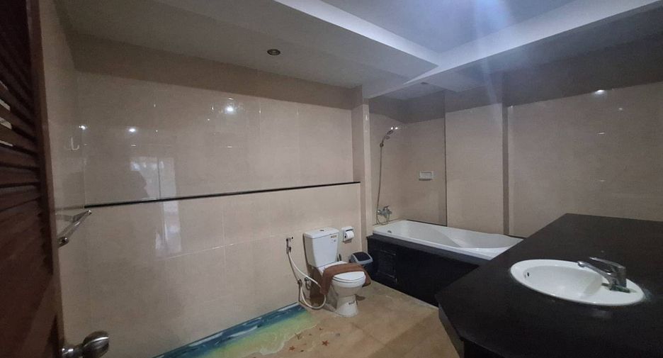 For rent 2 bedrooms apartment in Mueang Phuket, Phuket