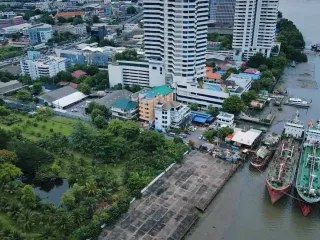 出售 土地 在 Yan Nawa, 曼谷