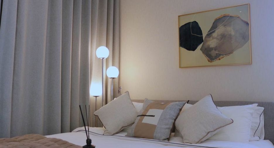 For rent 2 bedrooms condo in Watthana, Bangkok