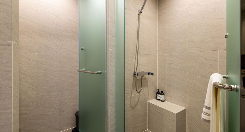 For sale 2 bedrooms condo in Phra Khanong, Bangkok