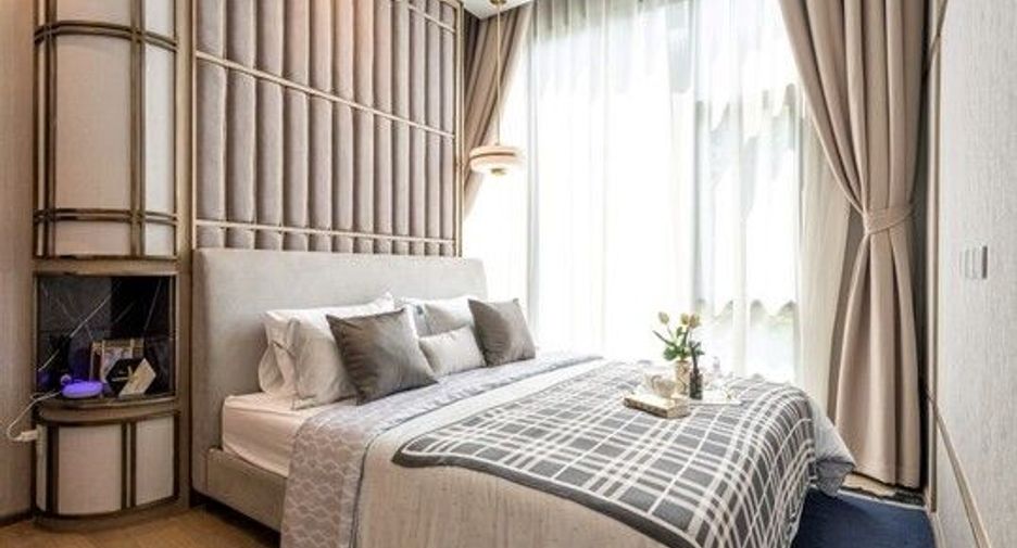 For sale 2 bedrooms condo in Phra Khanong, Bangkok