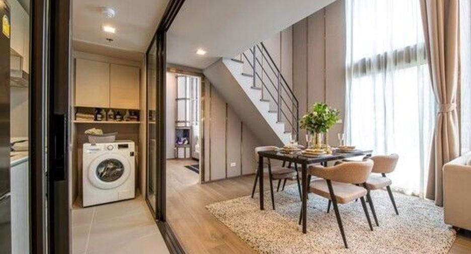 For sale 2 bedrooms condo in Phra Khanong, Bangkok