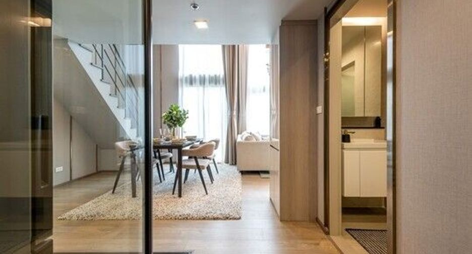 For sale 2 bedrooms condo in Phra Khanong, Bangkok