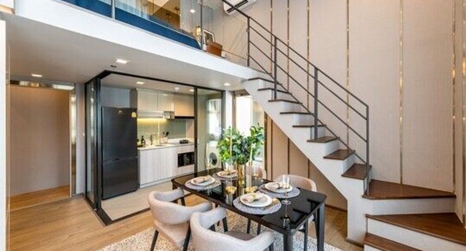 For sale 2 bedrooms condo in Phra Khanong, Bangkok