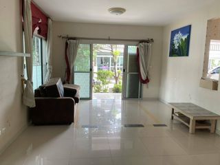 À vendre et à louer 4 chambres maison à Bang Bo, Samut Prakan
