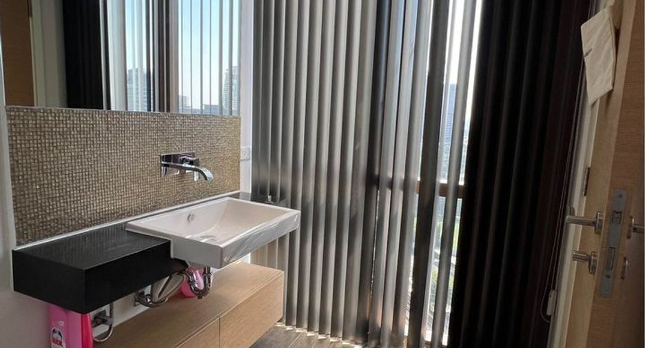 Wohnung zur Miete mit 2 Zimmer in Khlong Toei, Bangkok