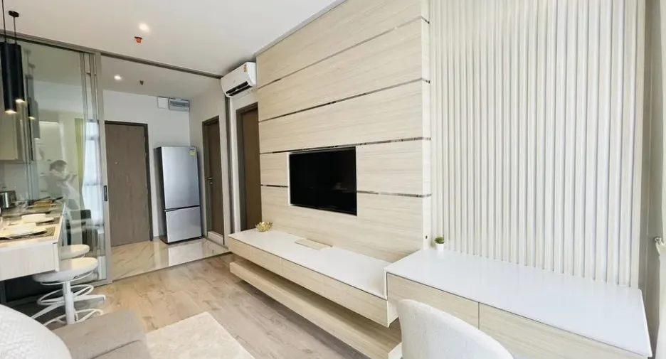 For rent 1 bed condo in Watthana, Bangkok