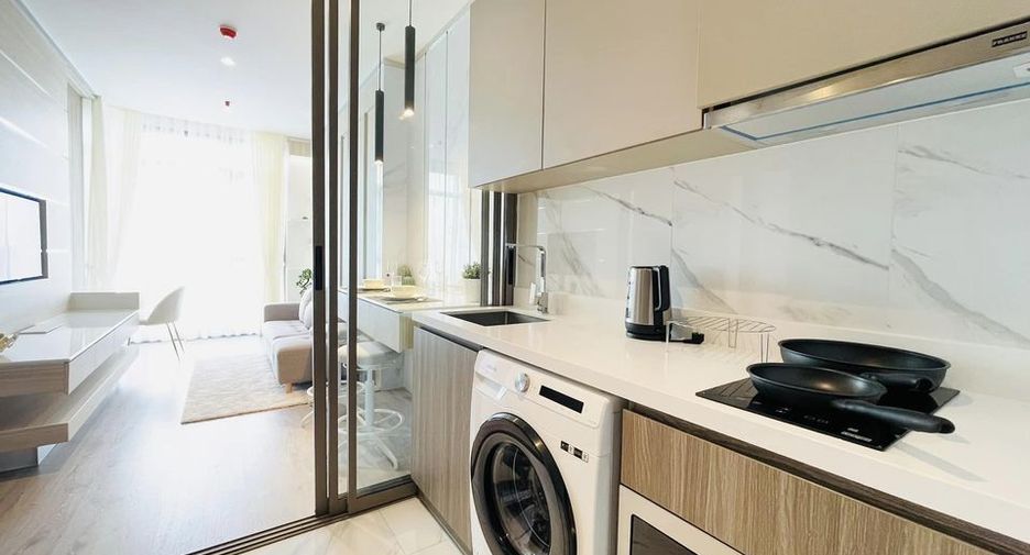 For rent 1 bed condo in Watthana, Bangkok