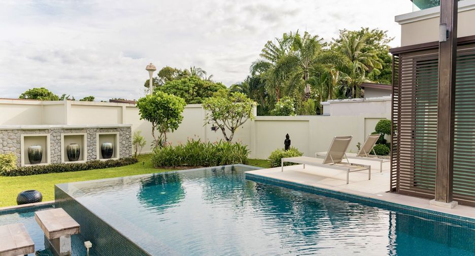 For sale 3 bedrooms villa in Thalang, Phuket