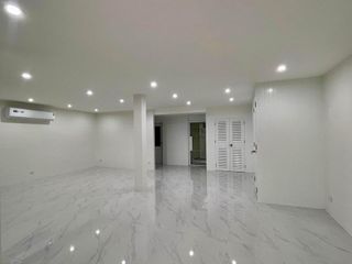 Reihenhaus zur Miete mit 3 Zimmer in Sathon, Bangkok