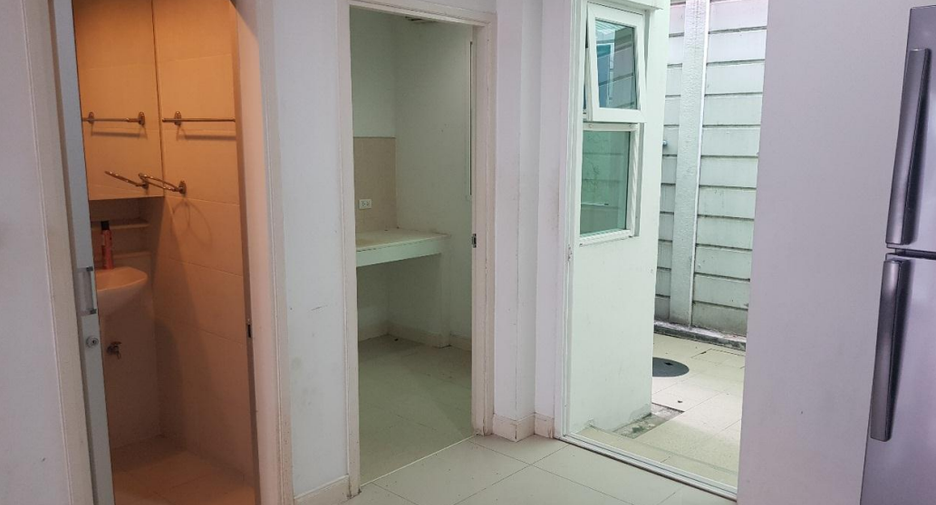 For sale 4 bedrooms townhouse in Lat Phrao, Bangkok