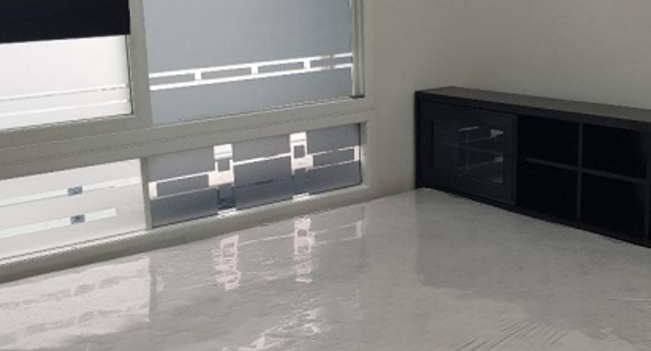 For sale 4 bedrooms townhouse in Lat Phrao, Bangkok