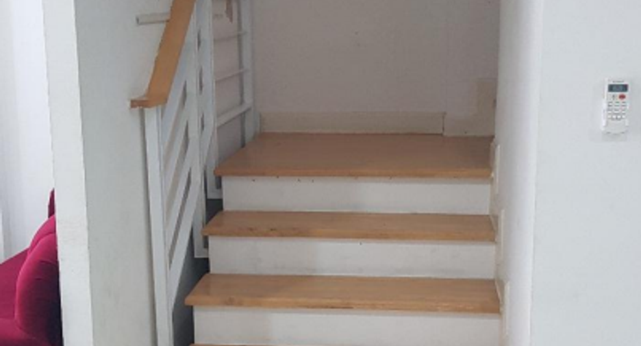 For sale 4 bedrooms townhouse in Lat Phrao, Bangkok