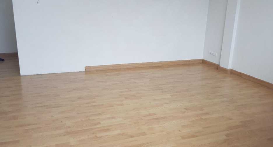 For sale 4 bedrooms townhouse in Lat Phrao, Bangkok