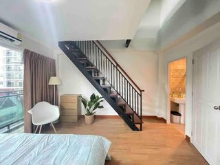 Reihenhaus zur Miete mit 4 Zimmer in Huai Khwang, Bangkok