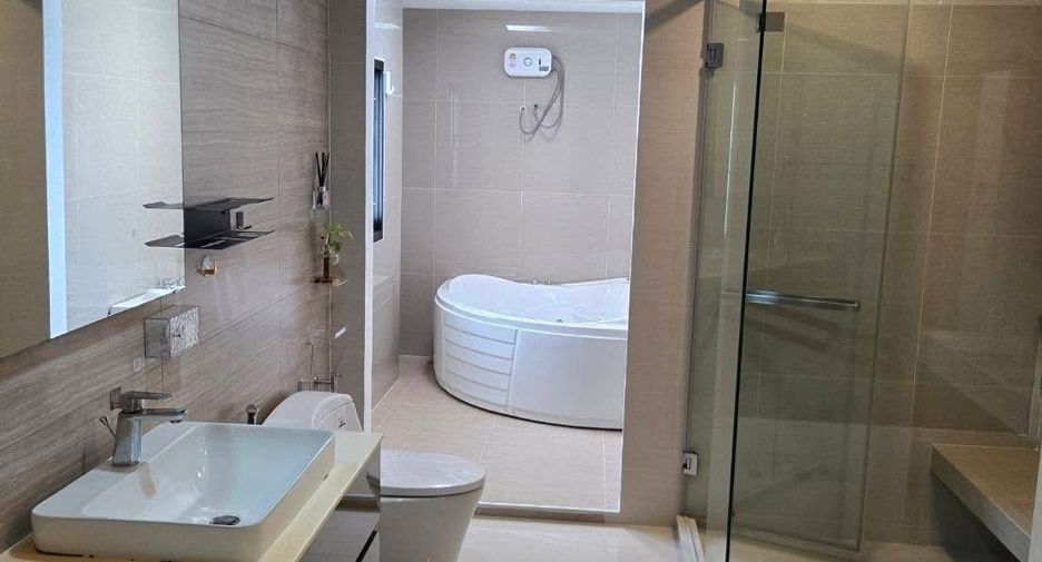 For sale そして for rent 5 ベッドルーム house in Bang Phli, Samut Prakan