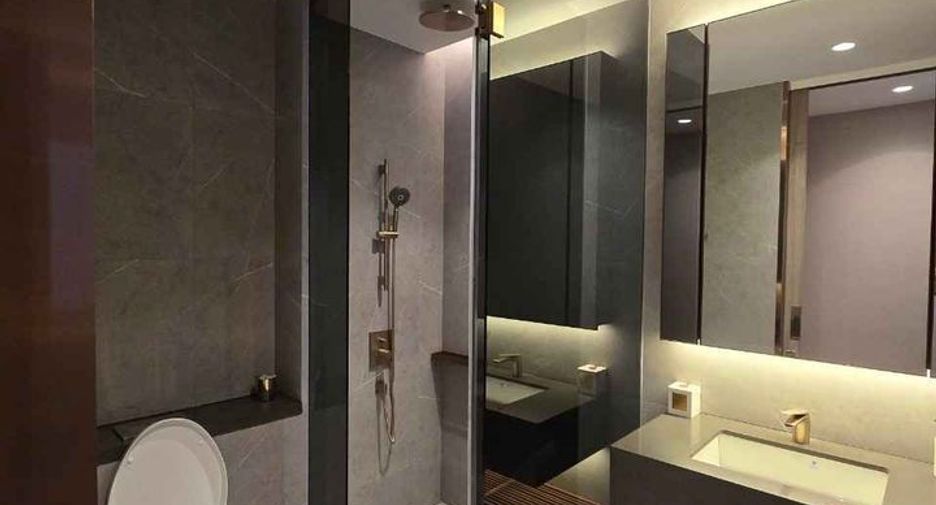 Condo en alquiler de 2 habitaciones en Khlong Toei, Bangkok