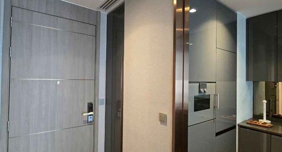 Condo en alquiler de 2 habitaciones en Khlong Toei, Bangkok