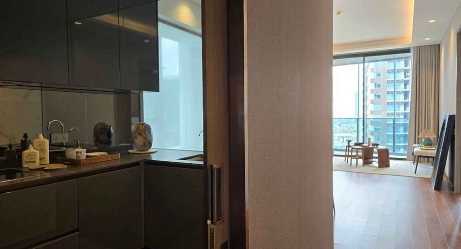 Condo en alquiler de 2 habitaciones en Khlong Toei, Bangkok