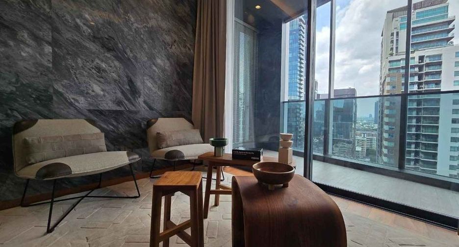 Condo en alquiler de 2 habitaciones en Khlong Toei, Bangkok